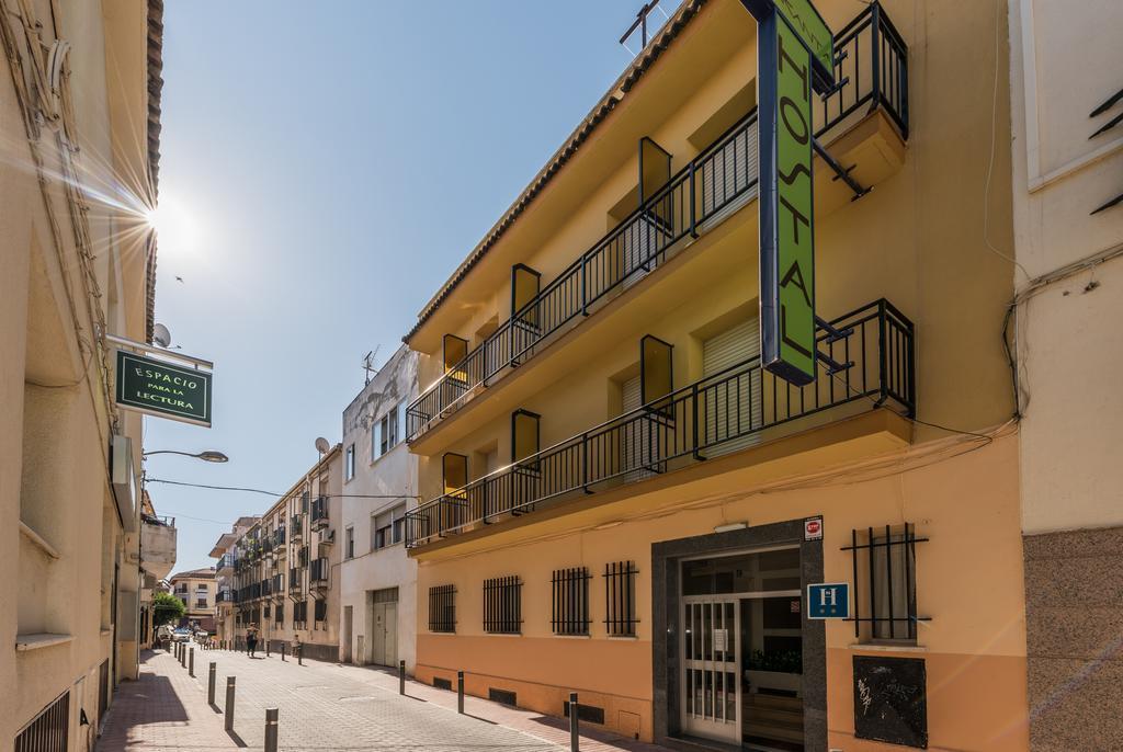 Hostal Arkanta Arganda Del Rey Exterior photo