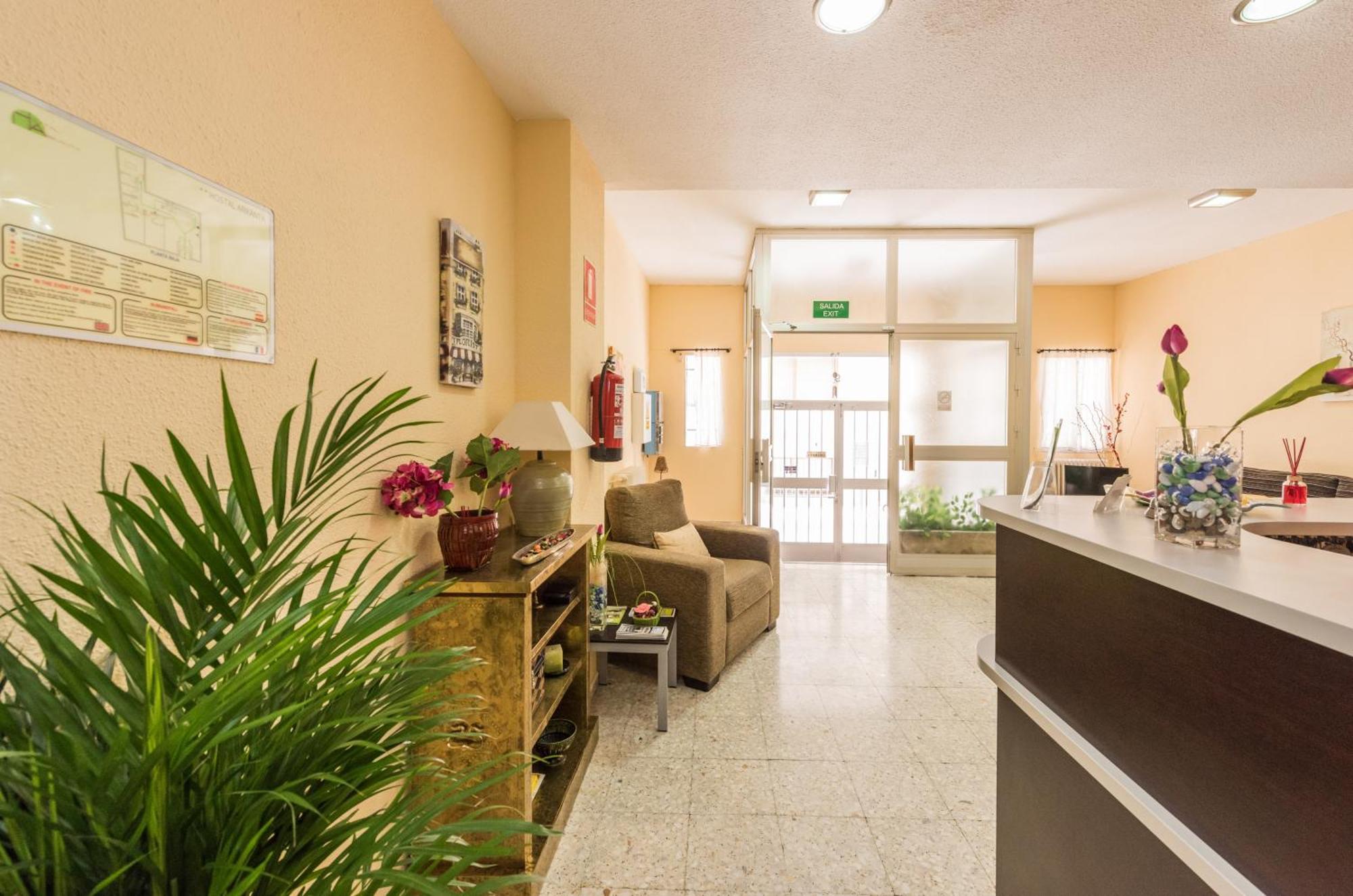 Hostal Arkanta Arganda Del Rey Exterior photo